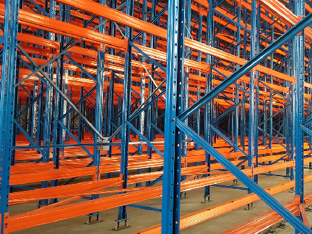 What is the calculation formula for hollow rotating platform selection?